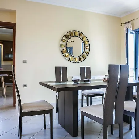 Xenia Villa Karavádosz